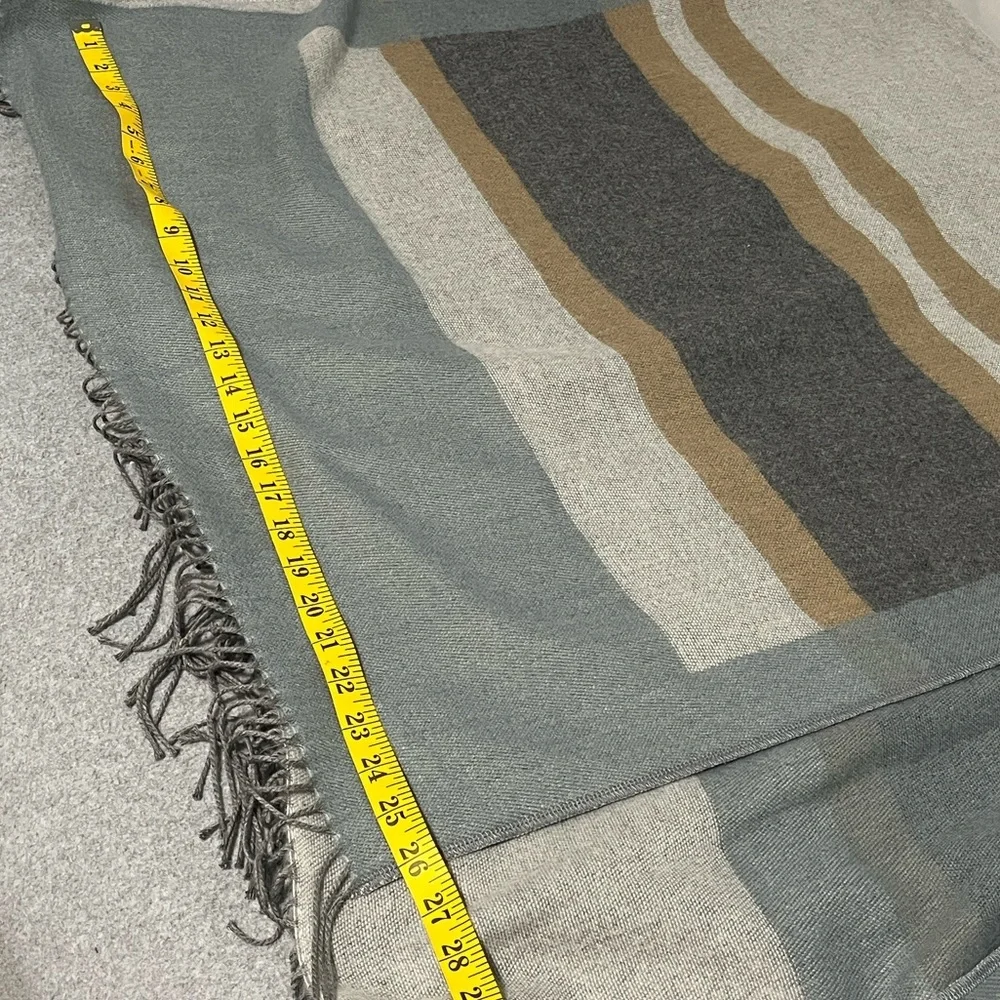 Gray Poncho Wrap Scarf Fringe Cozy Color Block Grandma